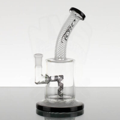 Toro-Big-Macro-Black-White-Reti-883805-8.jpg